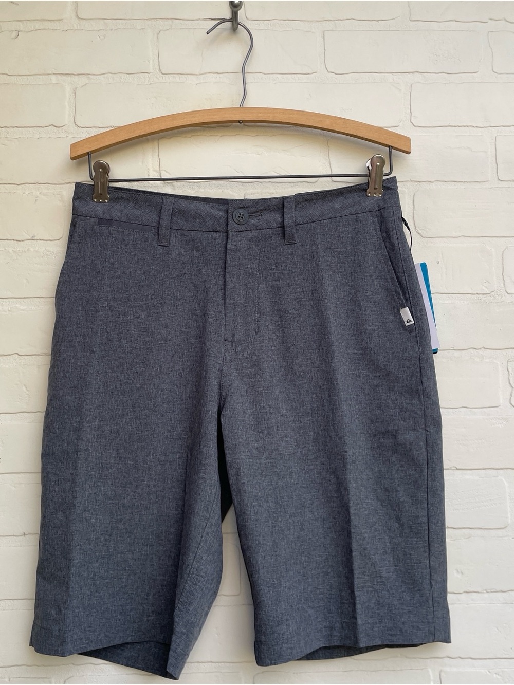NWT Quicksilver men’s Charcoal Gray Casual Shorts
